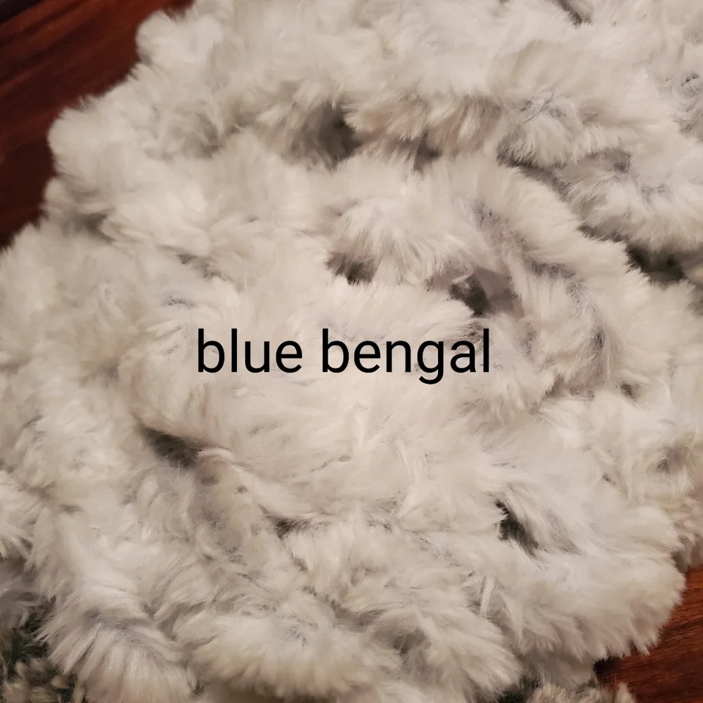 Handmade SOFTEST Faux Fur arm knit scarf!! - Picture 7 of 10